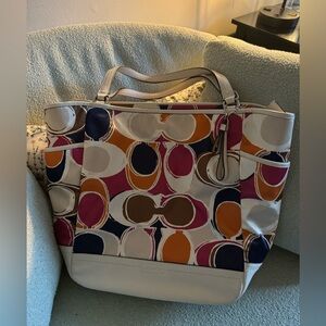 Authentic Coach tote
